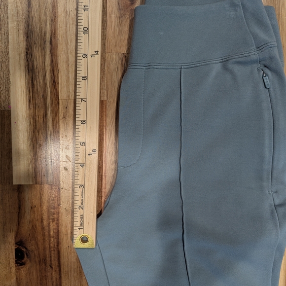 Athleta Eastbound Straight Pull On Pant Size 2 Seafoam Green Classic Workwear - Picture 5 of 9